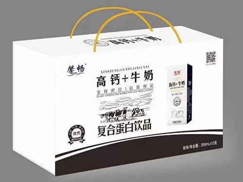 高鈣+牛奶復(fù)合蛋白飲品禮盒